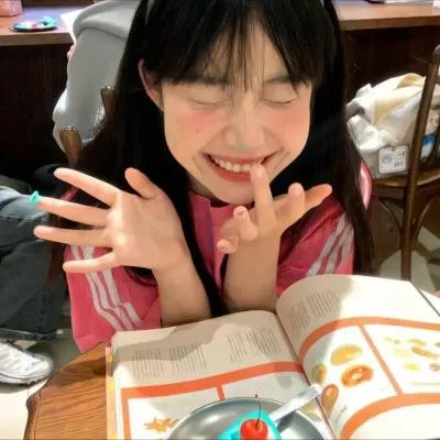 【战争喜剧】《欢迎来到东莫村》高清中字：南北韩士兵与美军飞行员在一个与世隔绝村庄的奇遇