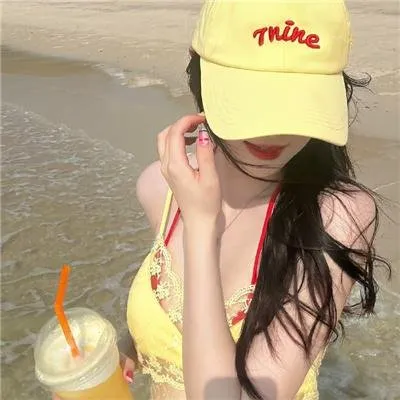 脑洞大开奇幻流《企鹅公路》全集原盘高清：小镇上突然出现了无数企鹅，小学生和牙医姐姐的奇异大冒险