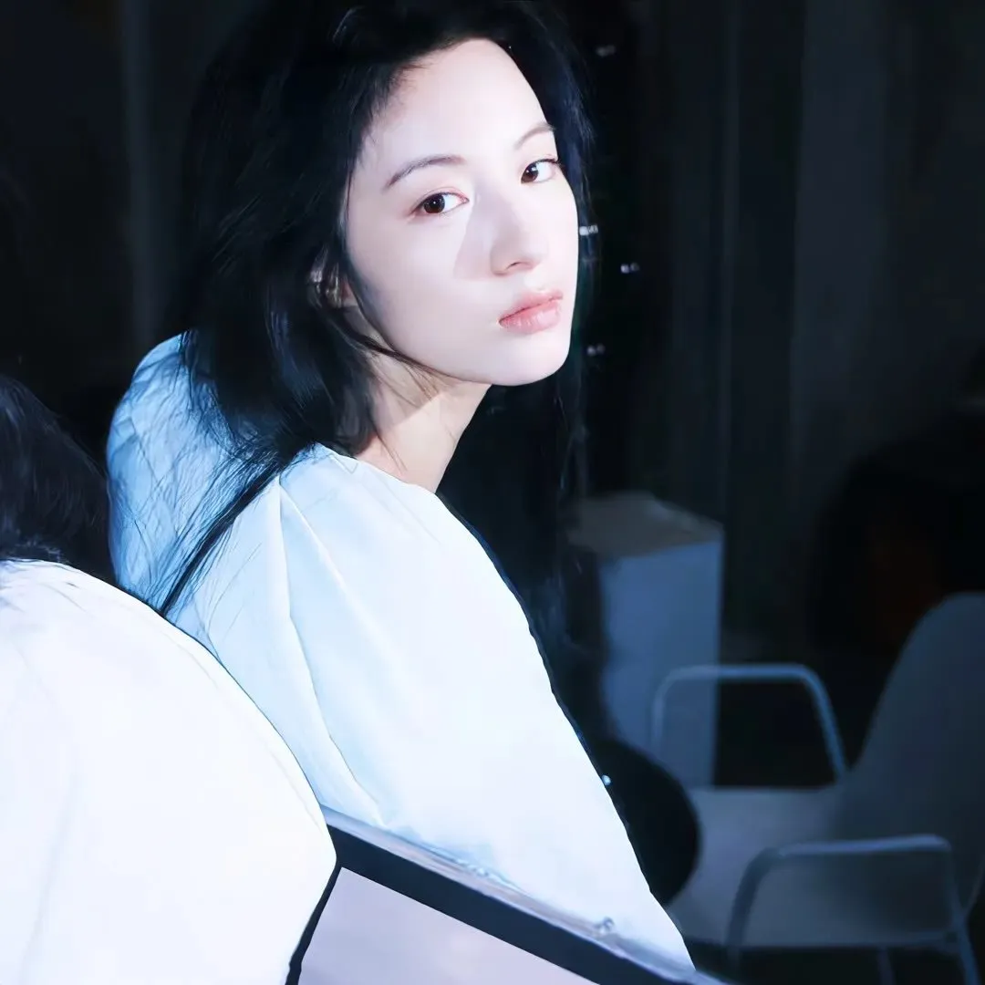 【禁忌师生】《魔女的条件》松岛菜菜子泷泽秀明：女教师与高中生冲破世俗的虐恋，宇多田光神曲加持